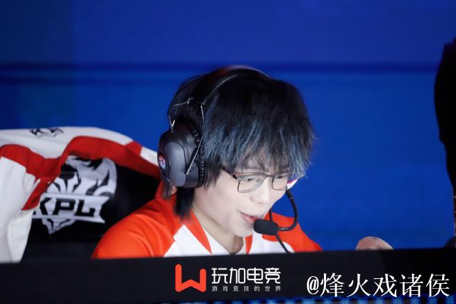 成都AG超玩会正式宣布AG钟意加入队伍 成都AG超玩会正式宣布AG钟意加入队伍